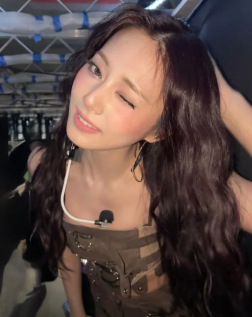 쯔위 코르셋 패션3
