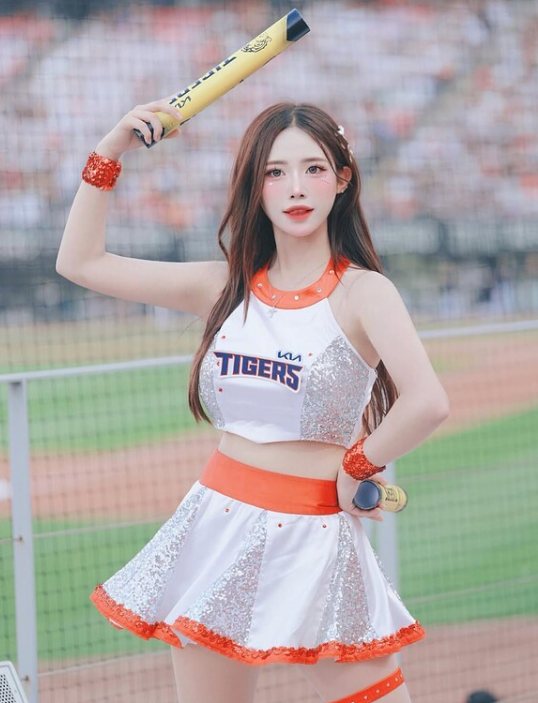 이소민 치어리더 인기 이유 1