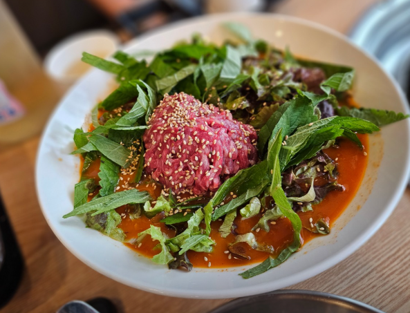 천안 한우육회물회 1