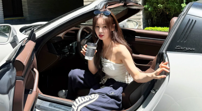 남규리 포르쉐 911 타르가 4 GTS 3